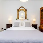 4 Bedroom On The Center * Лиссабон