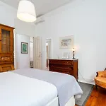 Апартаменты 4 Bedroom On The Center