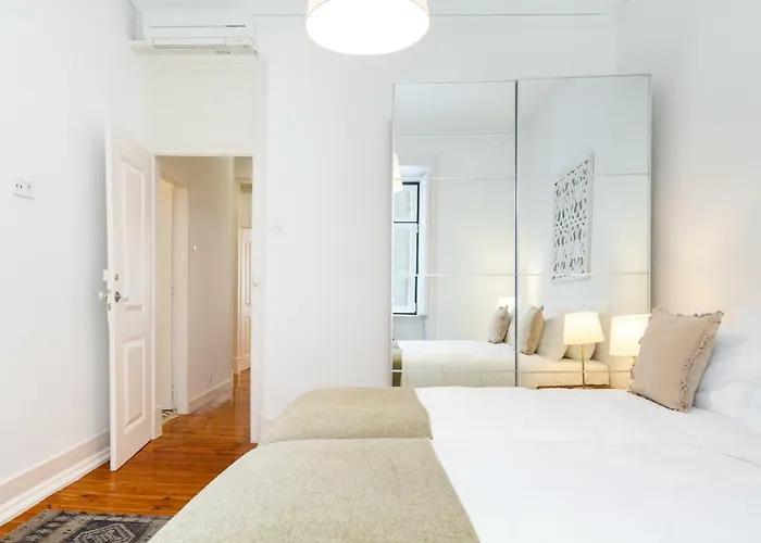 4 Bedroom On The Center Lisbon